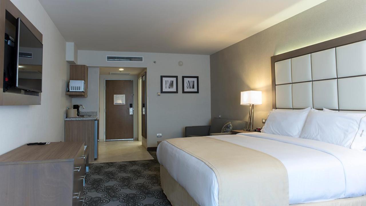 Holiday Inn Express & Suites Chihuahua Juventud By Ihg Eksteriør billede
