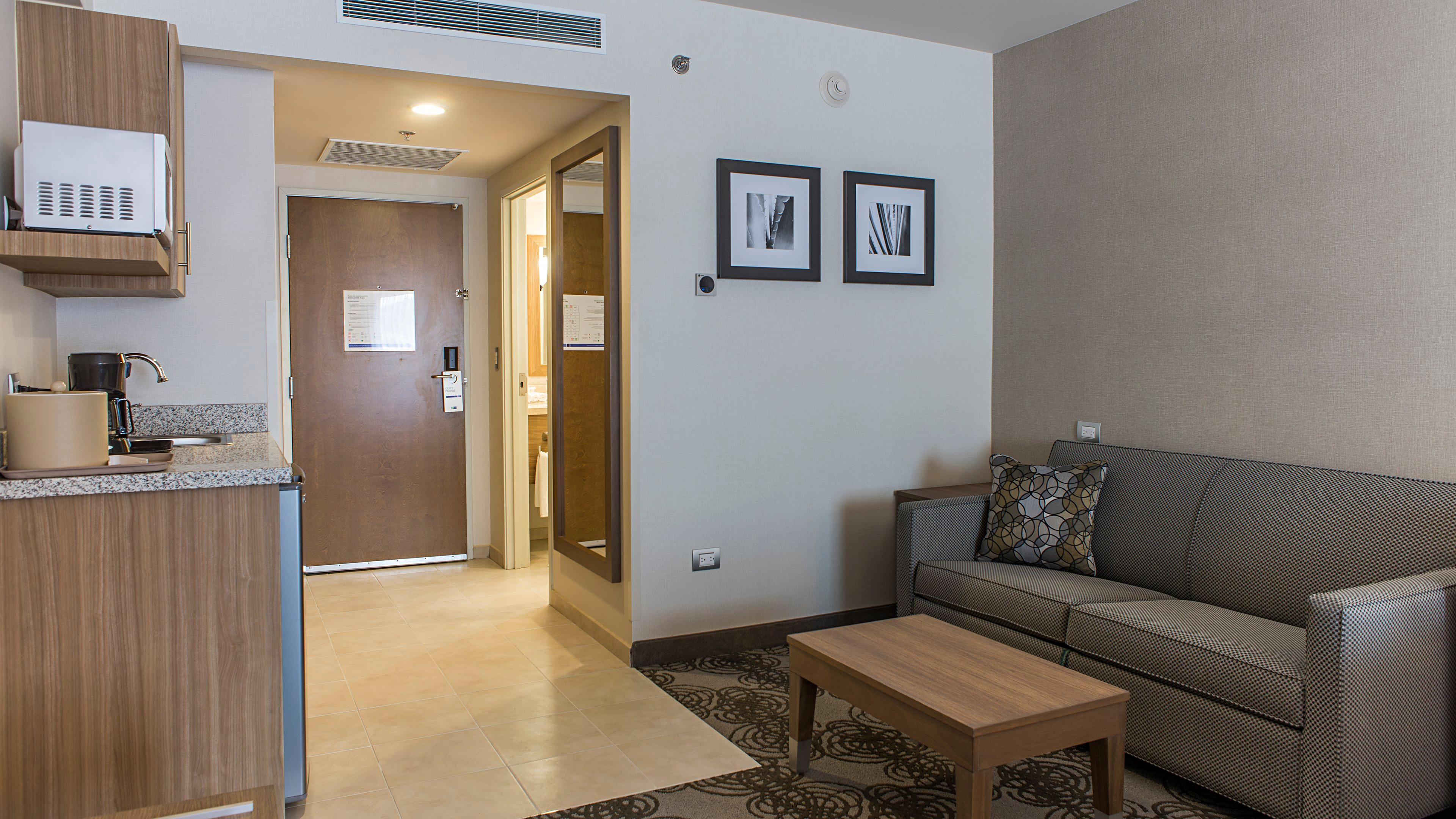 Holiday Inn Express & Suites Chihuahua Juventud By Ihg Eksteriør billede