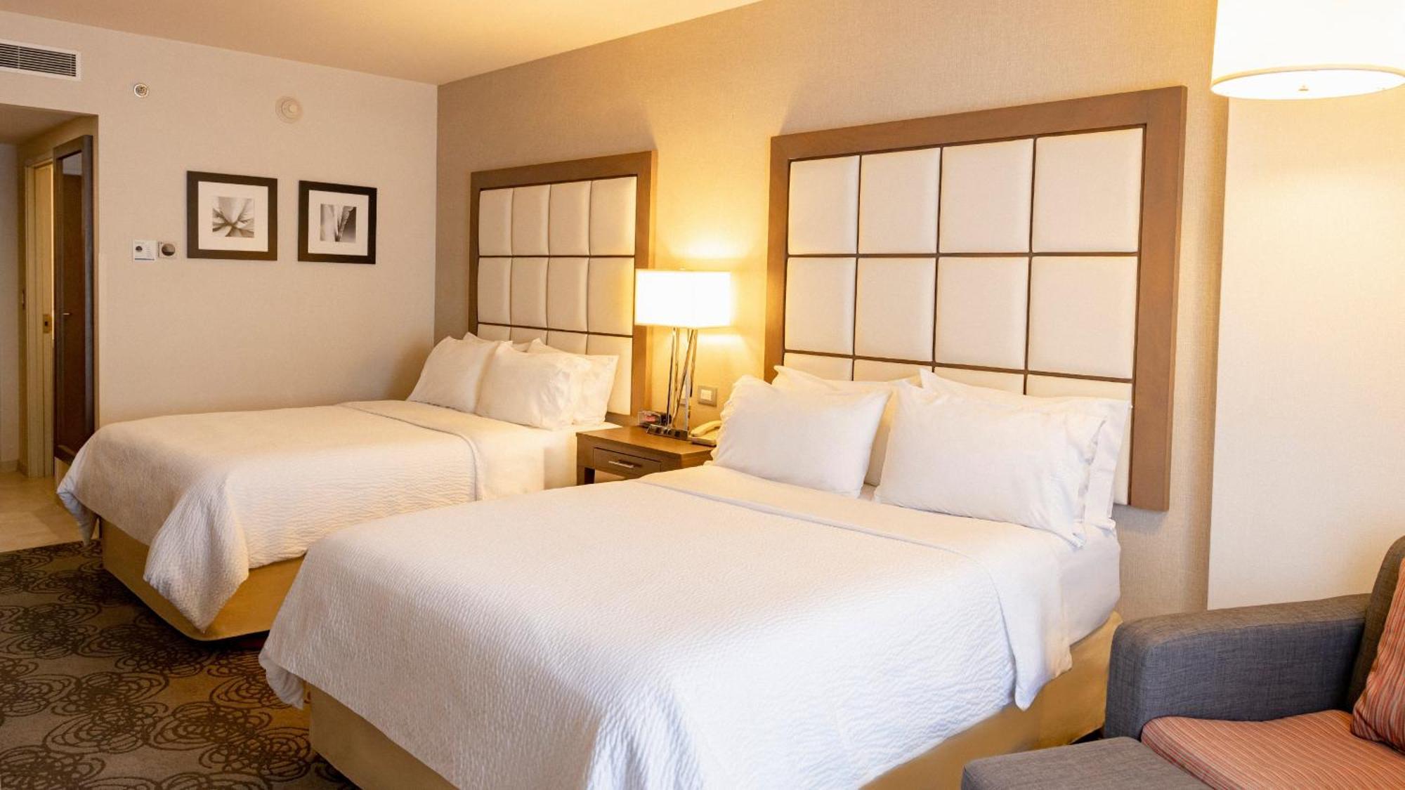 Holiday Inn Express & Suites Chihuahua Juventud By Ihg Eksteriør billede
